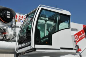 cabina autogru - Kranwagen kabine - cab for truck crane